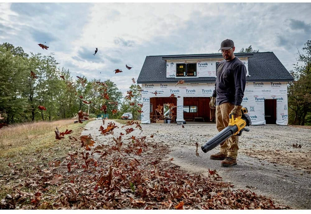 DeWALT DCBL722B 20V MAX XR Brushless Ergonomic Handheld Blower - Bare Tool 6 DeWALT DCBL722B 20V MAX XR Brushless Ergonomic Handheld Blower - Bare Tool – Image 6