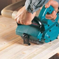 Makita 9741 7.8 Amp Corded Well Balanced Wheel Sander