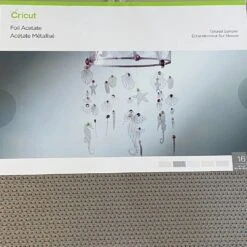 Cricut - Acétate Métallisé - 16 Feuilles - Thème Doré - 30 X 30 Cm