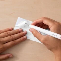 Cricut Joy Xtra - Smart Vinyl Amovible - Vinyle - Blanc Mat - 241 X 914 Mm -3D Prima Boutique CricutJoyXtra SmartVinylAmovible VinyleThermocollant BlancMat 24 1x91 4cm 4