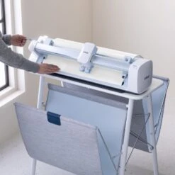 Cricut Venture - Smart Iron-On - Thermocollant - Blanc - 63,5 X 152 Cm -3D Prima Boutique CricutVenture SmartIron On VinyleThermocollant blanc 63 5x152cm 3 7f80cee1 f86f 455a 99b5 1035f2ef510e