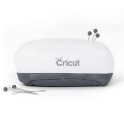 Cricut - Kit De Couture (Blanc) -3D Prima Boutique Cricut Sewing Set White 07 ad100fa4 c5fc 44f6 aa79 48e455201c81