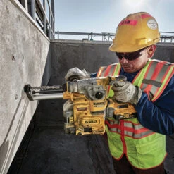 DeWALT DCH293R2DH 20V 1-1/8 Inch SDS-Plus Dust Extractor Rotary Hammer -3D Prima Boutique DCH293R2DH 4