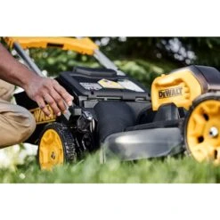 DeWALT DCMWSP650Y2 60V MAX Cordless RWD Self Propelled Mower Kit -3D Prima Boutique DCMWSP650Y2 8