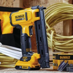 DeWALT DCN701D1 20V 1 Inch Cordless Electrician Wire Stapler Kit -3D Prima Boutique DCN701D1 5