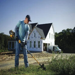 DeWALT DCST970X1S 60V MAX FLEXVOLT 15 Inch Cordless Lithium-Ion String Trimmer -3D Prima Boutique DCST970X1S 3