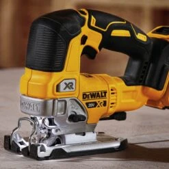 DeWALT DCW210P1-KIT 20V 5" Brushless Orbital Sander Kit W/ Jigsaw -3D Prima Boutique DCW210P1 KIT hash escaped 5
