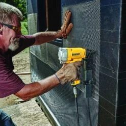 DeWALT DW451S2 16 Gauge Pneumatic Wide Crown Tool Free Lathing Stapler -3D Prima Boutique DW451S2 5