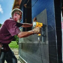 DeWALT DW451S2 16 Gauge Pneumatic Wide Crown Tool Free Lathing Stapler -3D Prima Boutique DW451S2 6