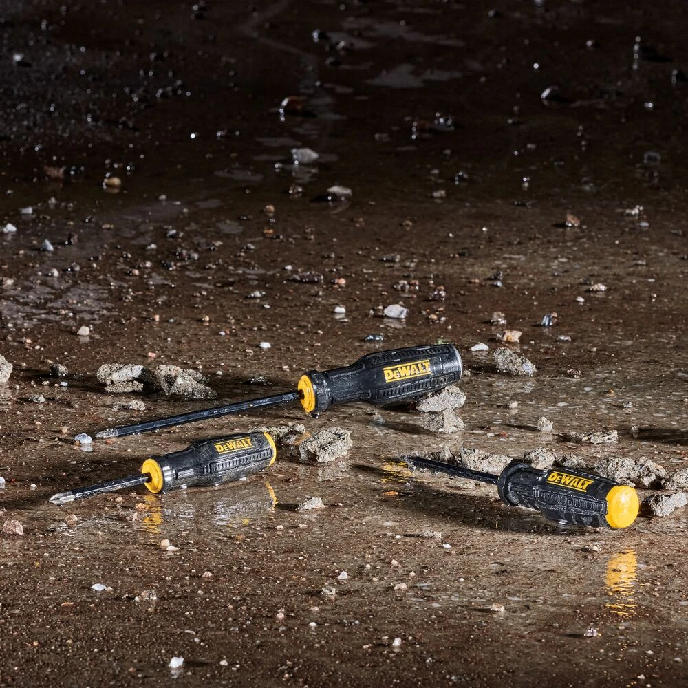 DEWALT DWHT65102 TOUGHSERIES MAX FIT Professional Grade Screwdriver Set - 8 PC 3 DEWALT DWHT65102 TOUGHSERIES MAX FIT Professional Grade Screwdriver Set - 8 PC – Image 3