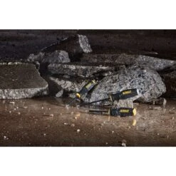 DEWALT DWHT65102 TOUGHSERIES MAX FIT Professional Grade Screwdriver Set - 8 PC 8 DEWALT DWHT65102 TOUGHSERIES MAX FIT Professional Grade Screwdriver Set - 8 PC -3D Prima Boutique DWHT65102 4