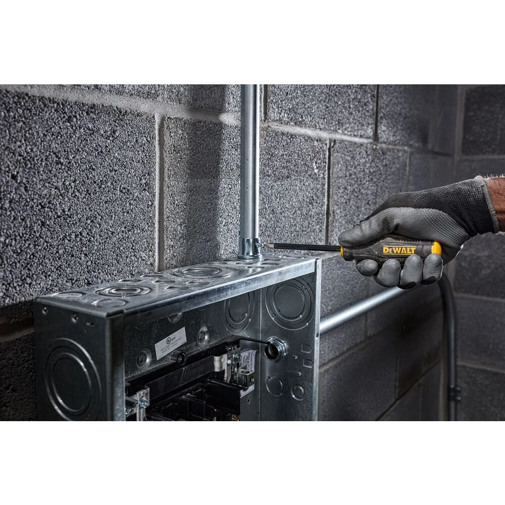 DEWALT DWHT65102 TOUGHSERIES MAX FIT Professional Grade Screwdriver Set - 8 PC 5 DEWALT DWHT65102 TOUGHSERIES MAX FIT Professional Grade Screwdriver Set - 8 PC – Image 5