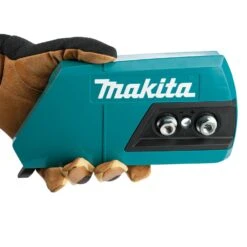 Makita GCU04T1 40V Max XGT 18" Brushless Cordless Chain Saw Kit -3D Prima Boutique GCU04T1 9 0bcd64dd c3ee 4ef0 b79c 87b9e0c59491