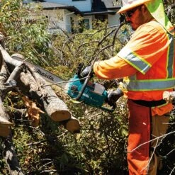 Makita GCU04Z 40V Max XGT Brushless Cordless 18 Chain Saw - Bare Tool 14 Makita GCU04Z 40V Max XGT Brushless Cordless 18 Chain Saw - Bare Tool -3D Prima Boutique GCU04Z 5