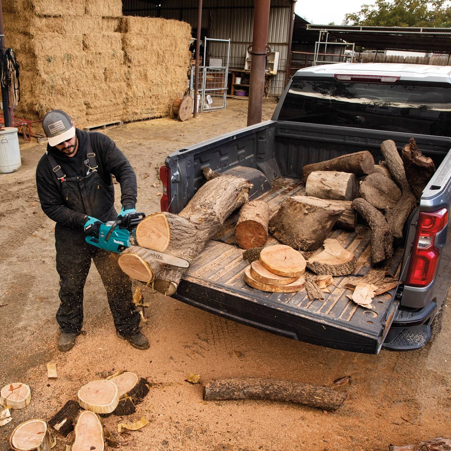 Makita GCU04Z 40V Max XGT Brushless Cordless 18 Chain Saw - Bare Tool 7 Makita GCU04Z 40V Max XGT Brushless Cordless 18 Chain Saw - Bare Tool – Image 7