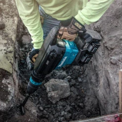 Makita GMH02PM 40V X2 80V Max XGT Brushless 28 Lb. AVT Demolition Hammer Kit -3D Prima Boutique GMH02PM 12