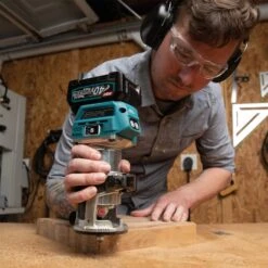 Makita GTR01D1 40V Max XGT Brushless Cordless Variable Speed Compact Router Kit -3D Prima Boutique GTR01D1 6
