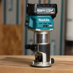 Makita GTR01D1 40V Max XGT Brushless Cordless Variable Speed Compact Router Kit -3D Prima Boutique GTR01D1 7