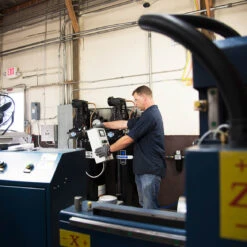 Industrial Air IV5076055 230-Volt 60 Gallon 5 HP Century Motor Air Compressor -3D Prima Boutique IAR IV5076055 4