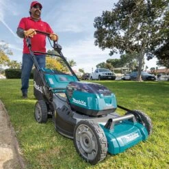 Makita XML08PT1 18V X2 36 LXT 21" Self Propelled Lawn Mower W/ 4 Batteries -3D Prima Boutique XML08PT1 6