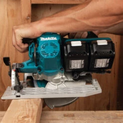 Makita XSH06PT 18V X2 LXT (36V) 7-1/4" Brushless Cordless Circular Saw Kit -3D Prima Boutique XSH06PT 3 4bbfe0ec 5d71 4bb5 b0a4 4b371c8927dd