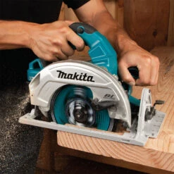 Makita XSH06PT 18V X2 LXT (36V) 7-1/4" Brushless Cordless Circular Saw Kit -3D Prima Boutique XSH06PT 4 9f88cda6 f6f2 4972 8d80 05760ee65bb0