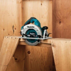 Makita XSH06PT 18V X2 LXT (36V) 7-1/4" Brushless Cordless Circular Saw Kit -3D Prima Boutique XSH06PT 5 916c51fa b3fa 4717 af98 22f07552715f