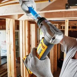 DeWALT DCE400D2 20V MAX 1-Inch Pex Cordless Rotating Head Expander Tool Kit -3D Prima Boutique dce400d2 6 ba0bc416 4442 4bcd 9513 ce53f2b92b82