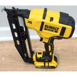 DeWALT DCN660B 20V MAX XR 16-Guage 2-1/2" Li-Ion Angled Finish Nailer -Bare Tool -3D Prima Boutique dcn660b 2