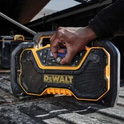 DeWALT DCR028B 12V/20V MAX Tough Lithium-Ion Cordless Bluetooth Radio -3D Prima Boutique dcr028b 4