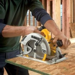 DeWALT DWE575SB 7-1/4-In Electric Next Gen Circular Saw Cutting Tool W/ Brake -3D Prima Boutique dwe575sb 4