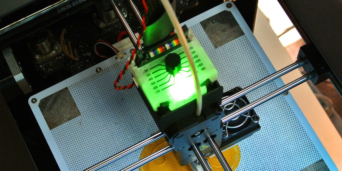 Z-Temp ZORTRAX ™ ZTC-200 Controle De Temperature M200 Et M300 1 Z-Temp ZORTRAX ™ ZTC-200 Controle De Temperature M200 Et M300