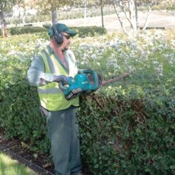 Makita X2 XHU04Z 18V LXT Lithium-Ion 36V Cordless Hedge Trimmer - Bare Tool -3D Prima Boutique xhu04z 3