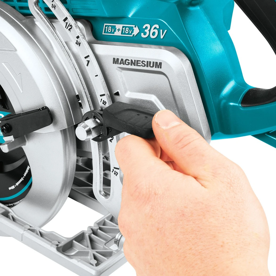 Makita XSR01Z 36-Volt 7-1/4-Inch X2 LXT Rear Handle Circular Saw - Bare Tool 7 Makita XSR01Z 36-Volt 7-1/4-Inch X2 LXT Rear Handle Circular Saw - Bare Tool – Image 7