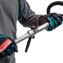 Makita XUX01M5PT 36-Volt 5.0Ah Cordless Couple Shaft Power Head Attachment Kit -3D Prima Boutique xux01m5pt 5 98d0465b 57e6 43ae bff3 4db12410fd64